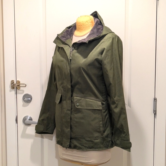 EUC Under Armour Storm M Women's Army Green Rain Jacket - Picture 7 of 12